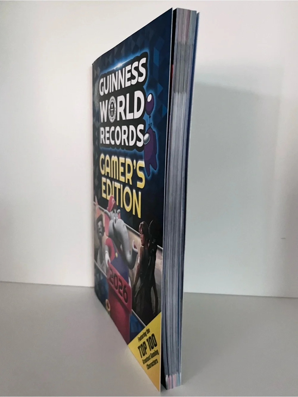 New Guinness gamers world records full color book